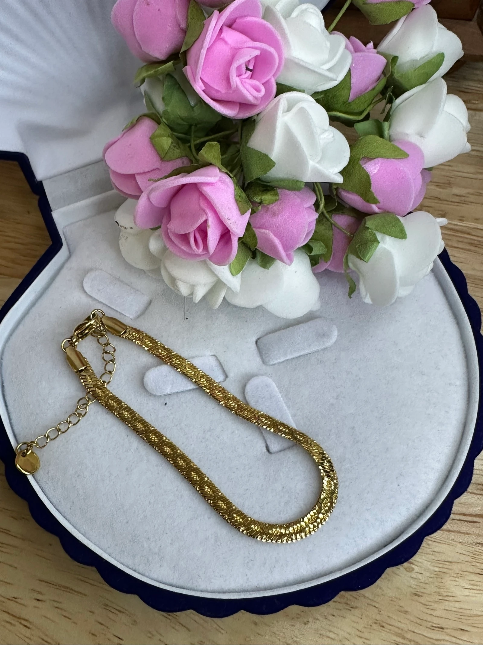 Golden snake chain bracelet, classic style and 18k gold plated – photo 4